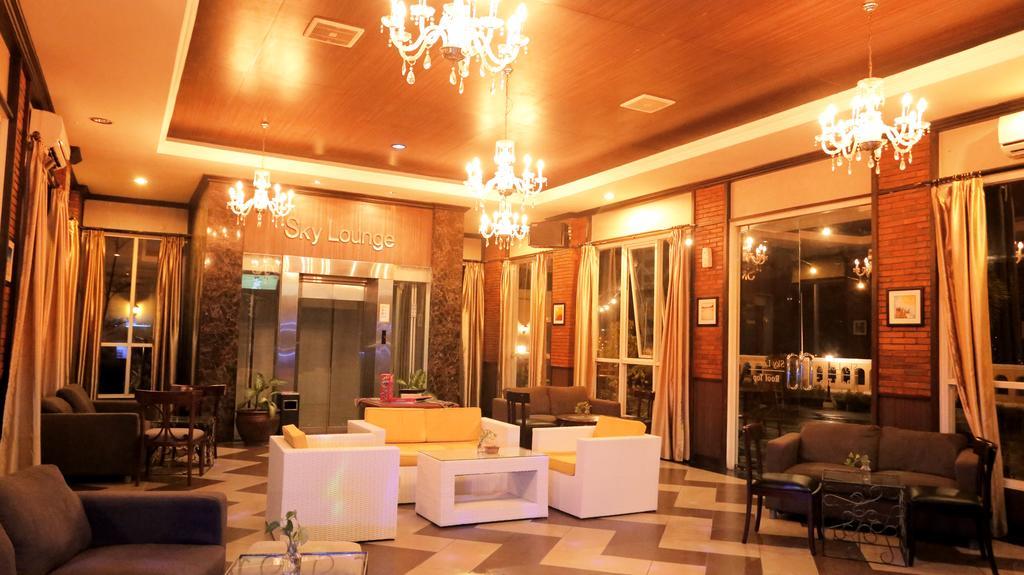Amarelo Hotel Solo Exterior photo